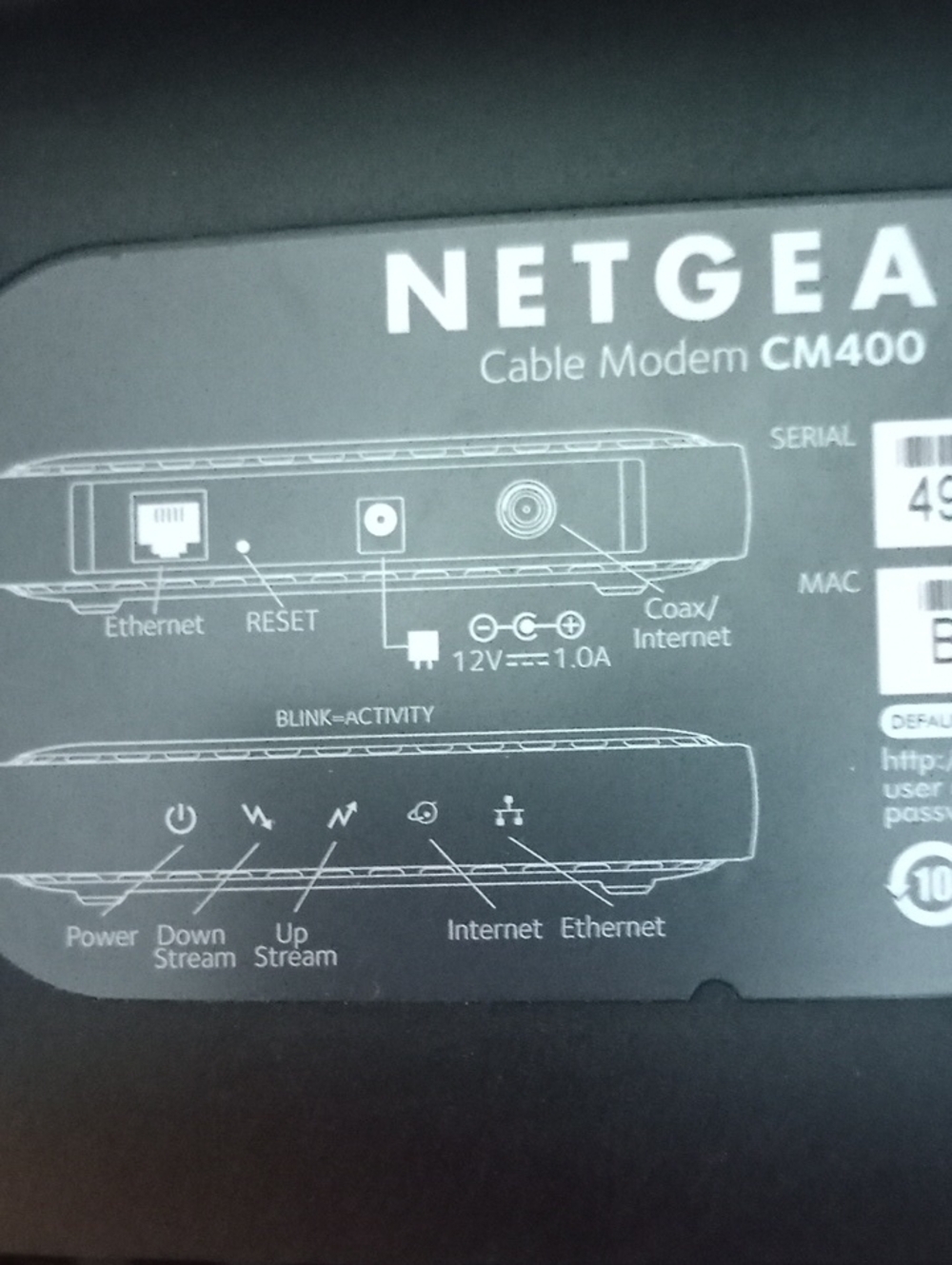 netgear Black Compact Router with Venting Detail - Picture 5 of 7
